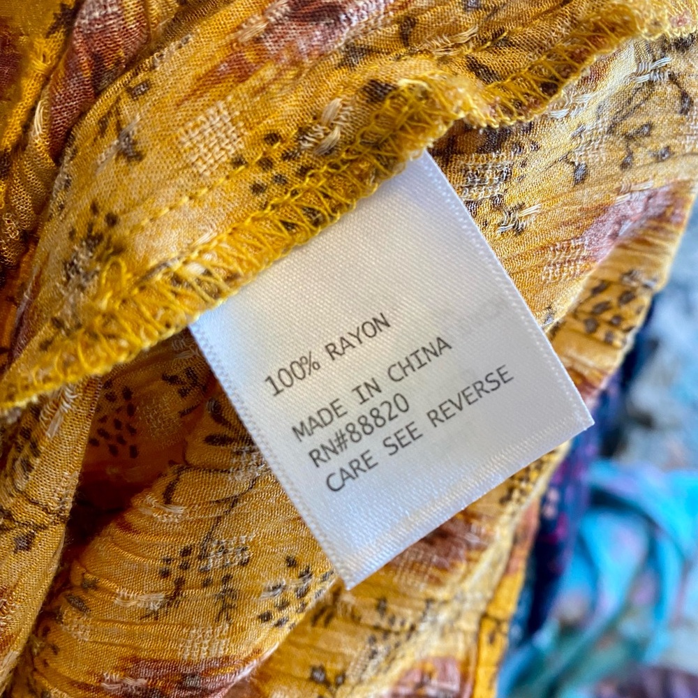 Haute Hippie Yellow Ikat Floral Flutter Sleeve Boho Blouse - Size L - Picture 8 of 8